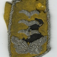 WWII German Luftwaffe Collar Tab